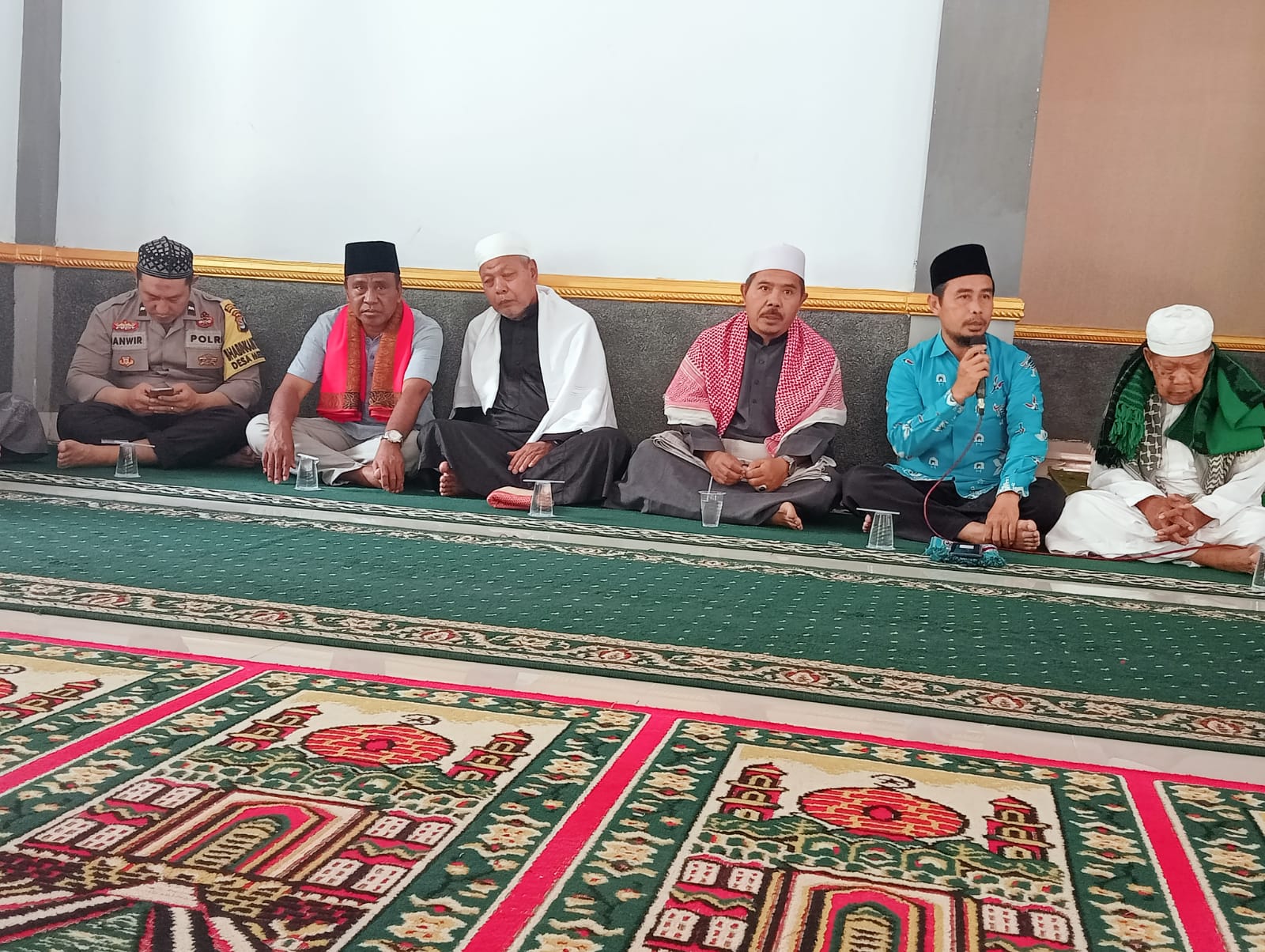 Safari Jum'at di Masjid Tarbiatul Qura', Desa Medana